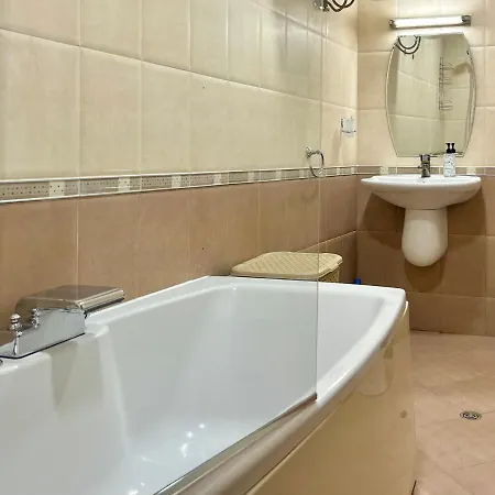 Beachfront Havana Daire