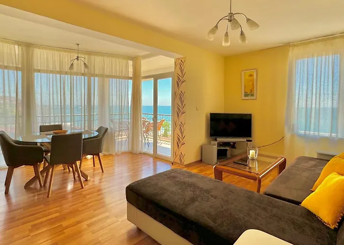 Beachfront Havana Свети Влас