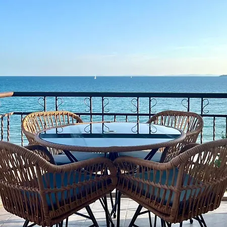 Beachfront Havana